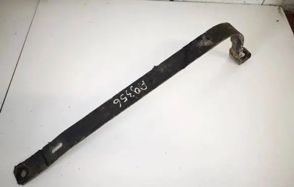Fuel tank mounting bracket