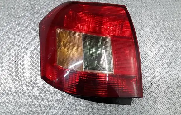 Toyota Corolla E120 E130 Rear/tail lights
