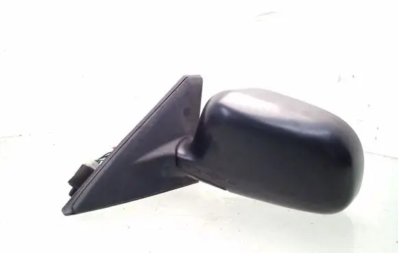 Mitsubishi Colt Front door electric wing mirror E13020067 E13015004