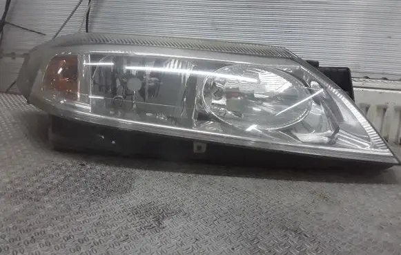 Renault Laguna II Headlight/headlamp 89003522