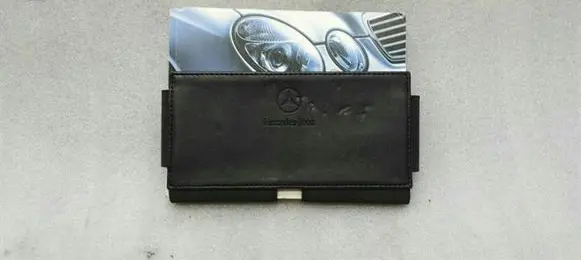 Mercedes-Benz E AMG W211 Owners service history hand book 