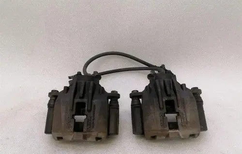 Chevrolet Corvette C6 Brake caliper pad carrier rear 19208040
