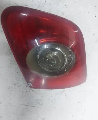Volkswagen PASSAT B6 Tailgate rear/tail lights