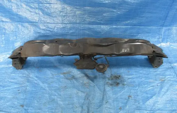 Honda FR-V Front bumper support beam