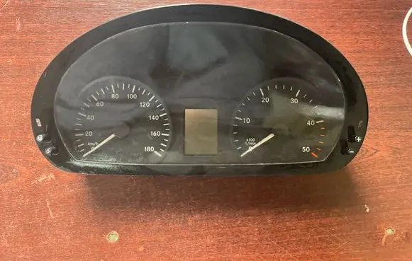 Mercedes-Benz Sprinter W906 Speedometer (instrument cluster) A9064465821