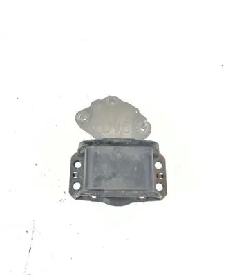 Peugeot 3008 I Engine mount bracket 9636270080