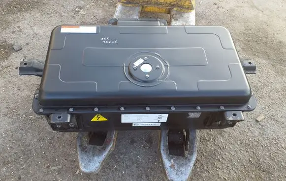 Dacia Spring Hybrid / electric car battery 295102615R