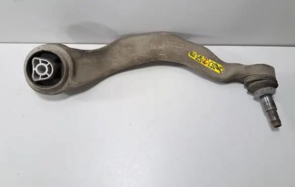 BMW 5 G30 G31 Front lower control arm/wishbone 6861161