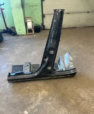 Fiat 500X Pillar (middle) 