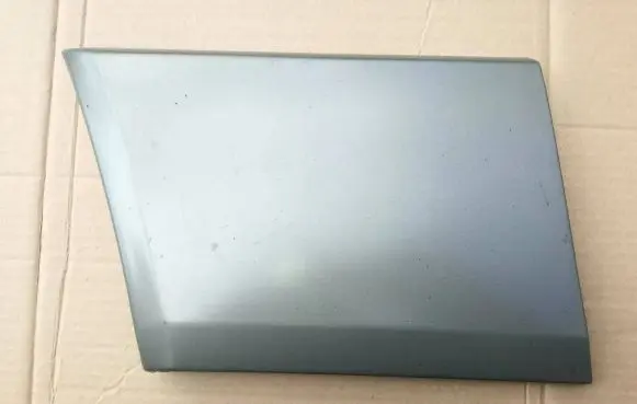 Mercedes-Benz 190 W201 Front arch trim 2016905340