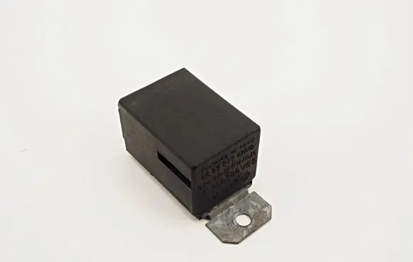 Mercedes-Benz SL R129 Hazard warning light relay A0125456832 0125456832