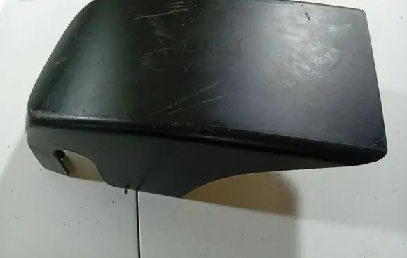 Steering wheel column trim