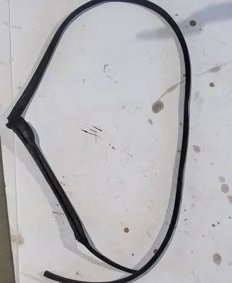 Volkswagen Sharan Front door rubber seal 7N0809875