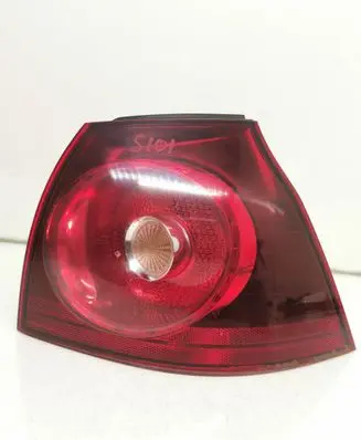 Volkswagen Golf V Rear/tail lights