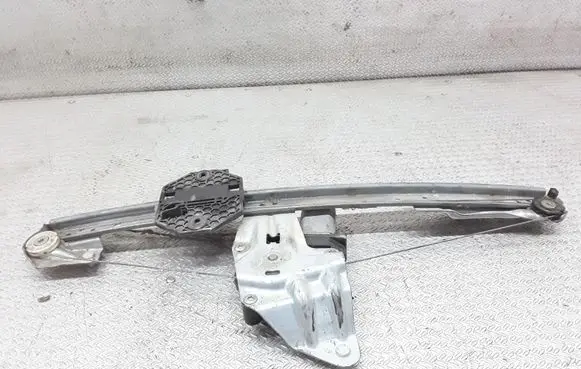 Dacia Sandero Front door window regulator with motor 807209299R