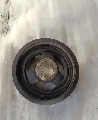 Mazda CX-30 Crankshaft pulley Peo190531L