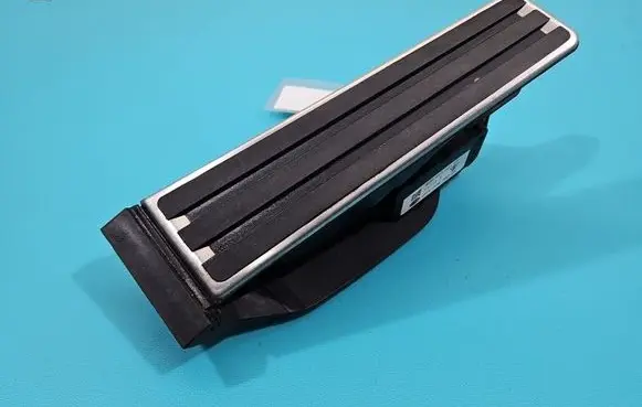 Porsche Panamera (970) Accelerator throttle pedal 97042302101 IMPRK1518128