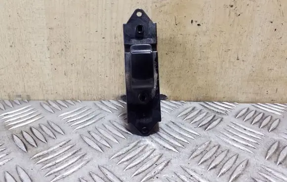 Mitsubishi Outlander Electric window control switch 8608A063 C8DD604M