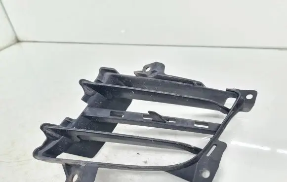 Mazda 6 Front bumper lower grill GAM750C22