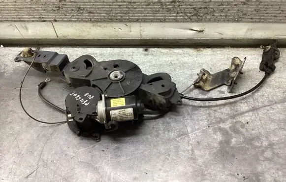 Peugeot 807 Sliding door motor assembly 18113890 291127 1489111080E03