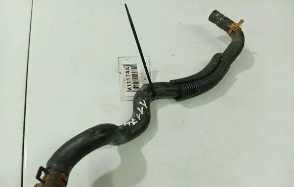 Nissan Primera Engine coolant pipe/hose 