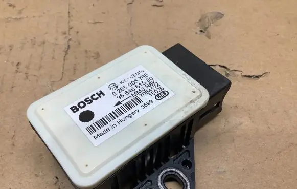 Peugeot 508 ESP acceleration yaw rate sensor 9664661580