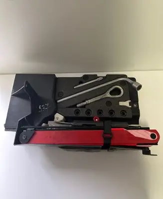 Mercedes-Benz C W203 Tool set 2038900061