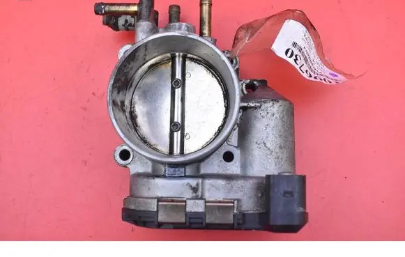 Audi A6 Allroad C5 Throttle body valve 078133062B