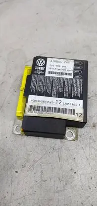 Volkswagen PASSAT B6 Airbag control unit/module 3C0909605F 391121 08H029S2421