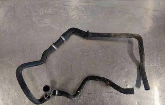 Ford Focus Engine coolant pipe/hose 2027843