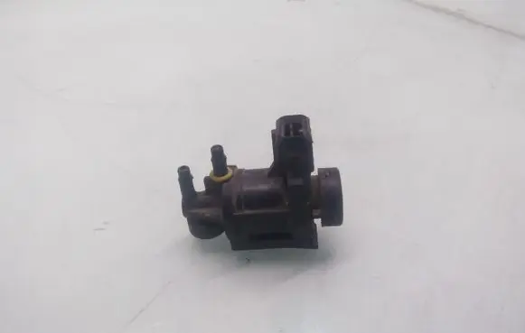 Volkswagen Caddy Turbo solenoid valve 1H0906283