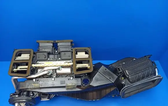 Mercedes-Benz E W212 Interior heater climate box assembly A2128301960 A2048300461