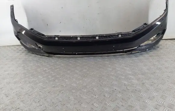 Volkswagen PASSAT B8 Front bumper 3G0807221F