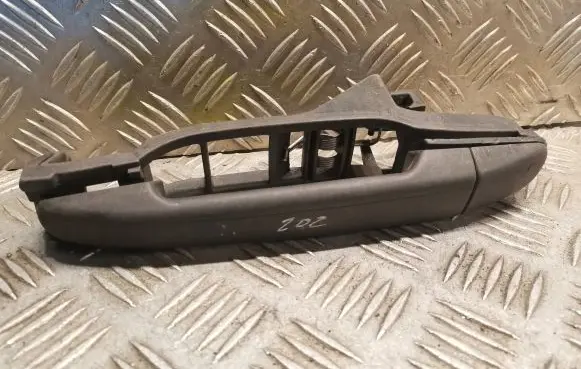 Mercedes-Benz C W202 Front door exterior handle