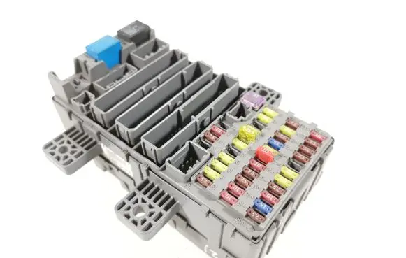 Honda Civic Fuse module 38200-SMK-307 SMG-E230