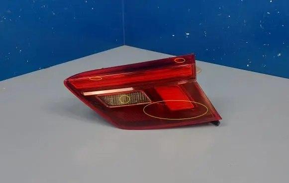 Volkswagen Tiguan Tailgate rear/tail lights 5NA945094F 2SA01252002