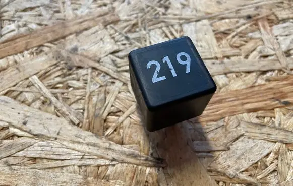 Audi A6 S6 C5 4B Other relay 443951253AA