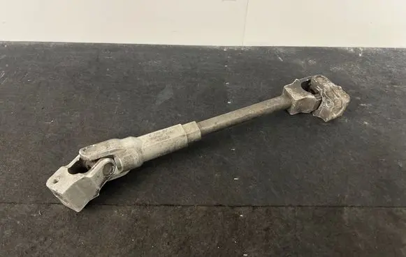 BMW 3 E90 E91 Steering column universal joint 6769157 2301971750
