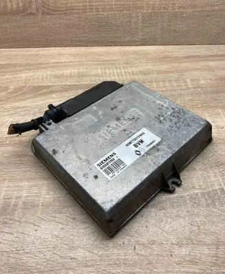 Renault 19 Engine control unit/module ECU HOM7700731802 S100811102 WithPlug