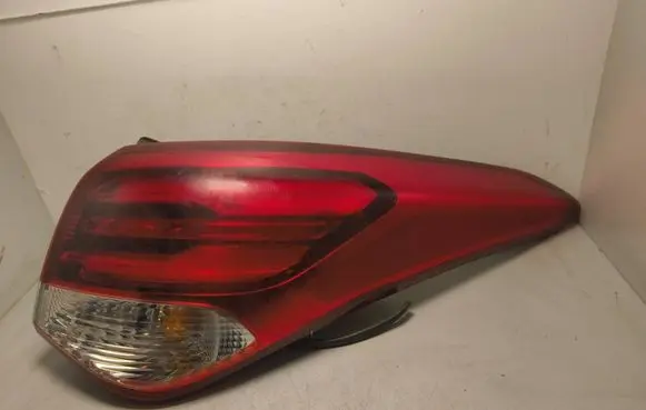 Hyundai i40 Rear/tail lights 924023Z6