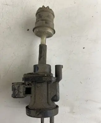 Jeep Grand Cherokee (WJ) Turbo solenoid valve A0005450427 4715396