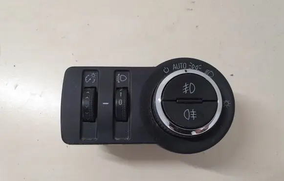 Opel Insignia A Light switch 13268694