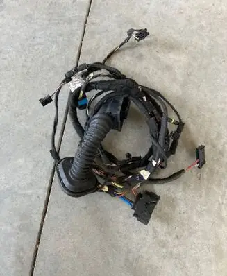 BMW 2 F46 Front door wiring loom 8720738 F45F46 19344411