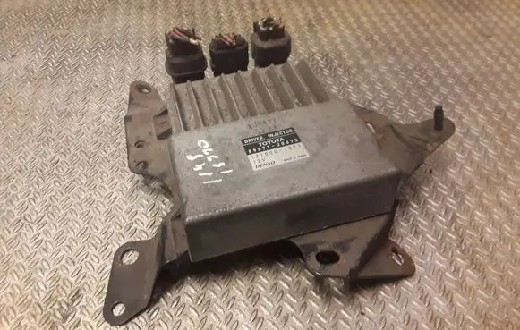 Lexus IS 220D-250-350 Injection control unit/module 8987120070