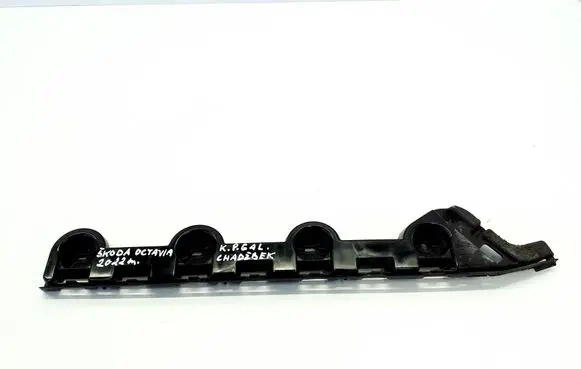 Skoda Octavia Mk4 Rear bumper mounting bracket 5E7807393