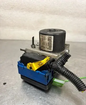 Renault Twingo II Master brake cylinder