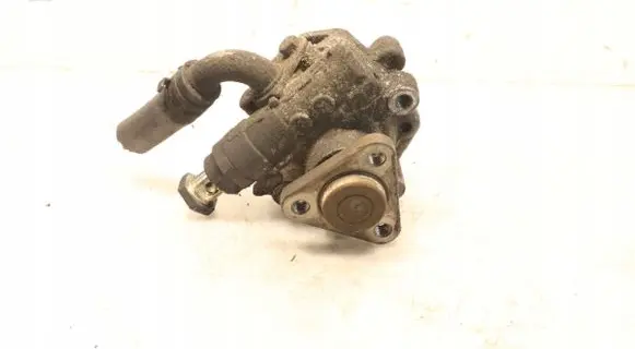 Volkswagen Touareg I Power steering pump 1101451770