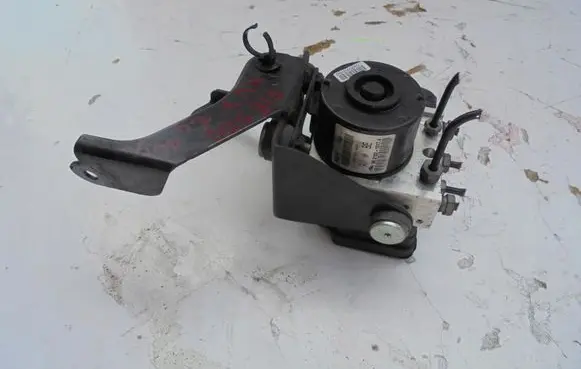 Ford Fiesta ABS Pump