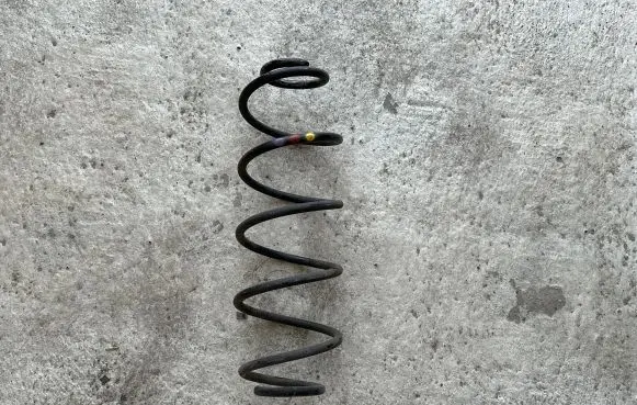 Peugeot 308 Rear coil spring