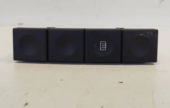 Ford Fusion Windscreen/window heater switch 2S6T18C621AC